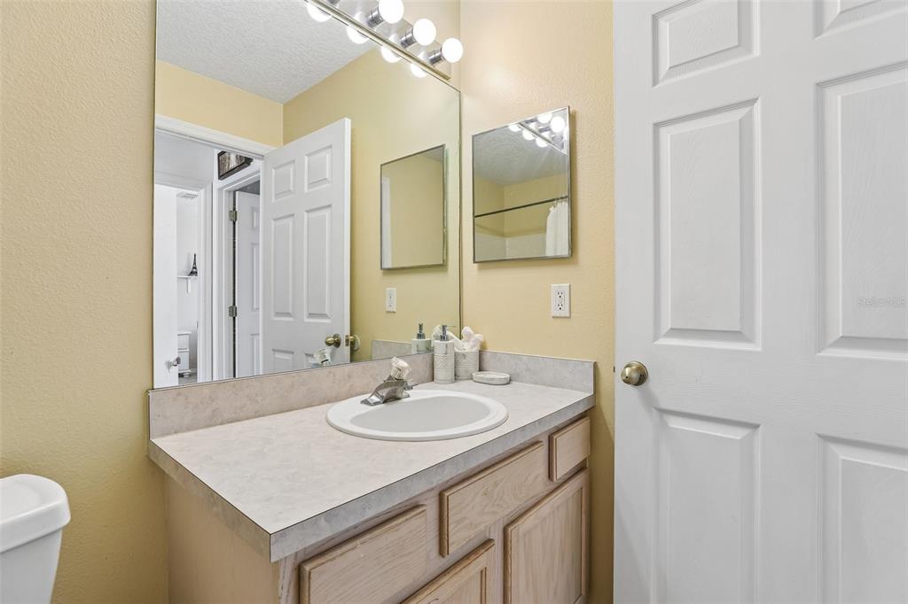 753 CASTERTON CIRCLE gallery image #15