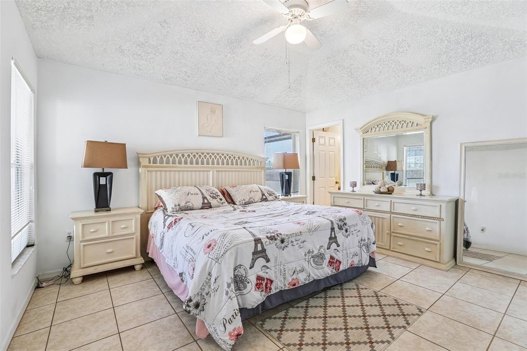 753 CASTERTON CIRCLE gallery image #16