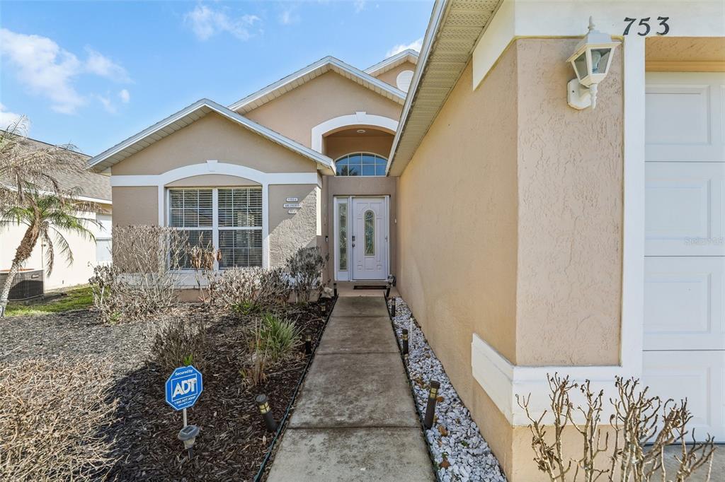 753 CASTERTON CIRCLE gallery image #2