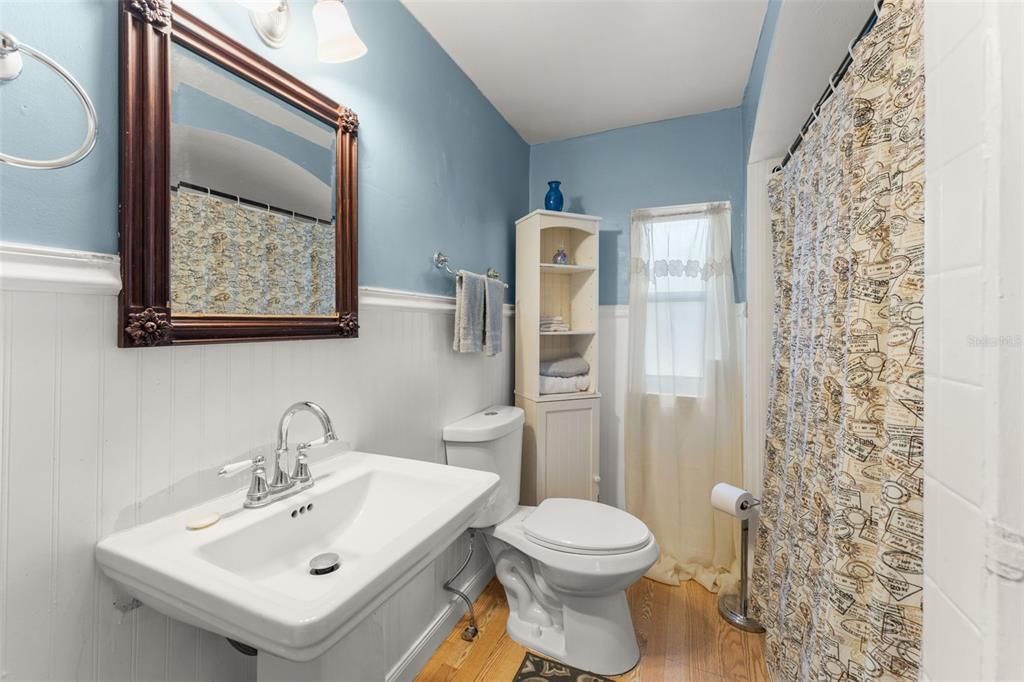440 CAMBRIDGE BOULEVARD gallery image #14
