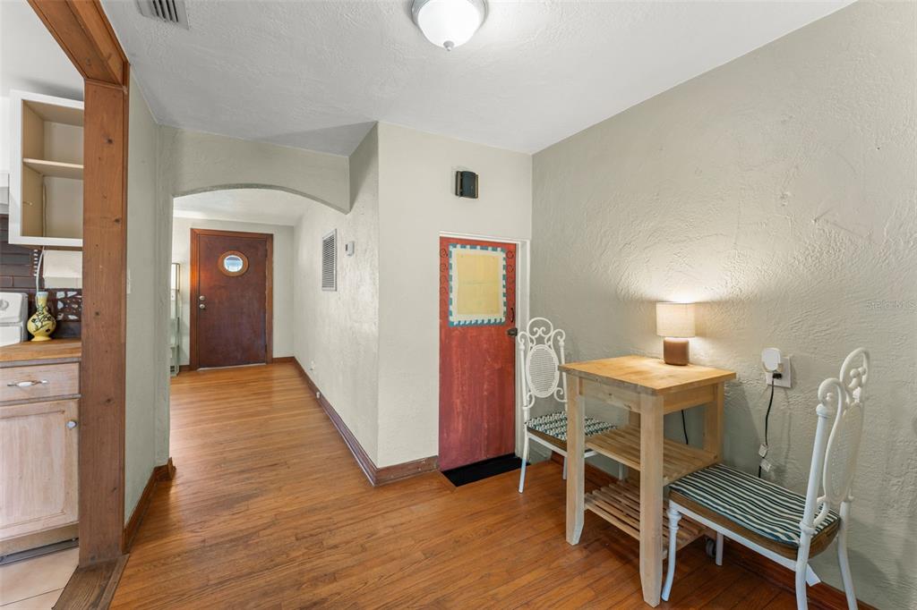 440 CAMBRIDGE BOULEVARD gallery image #18