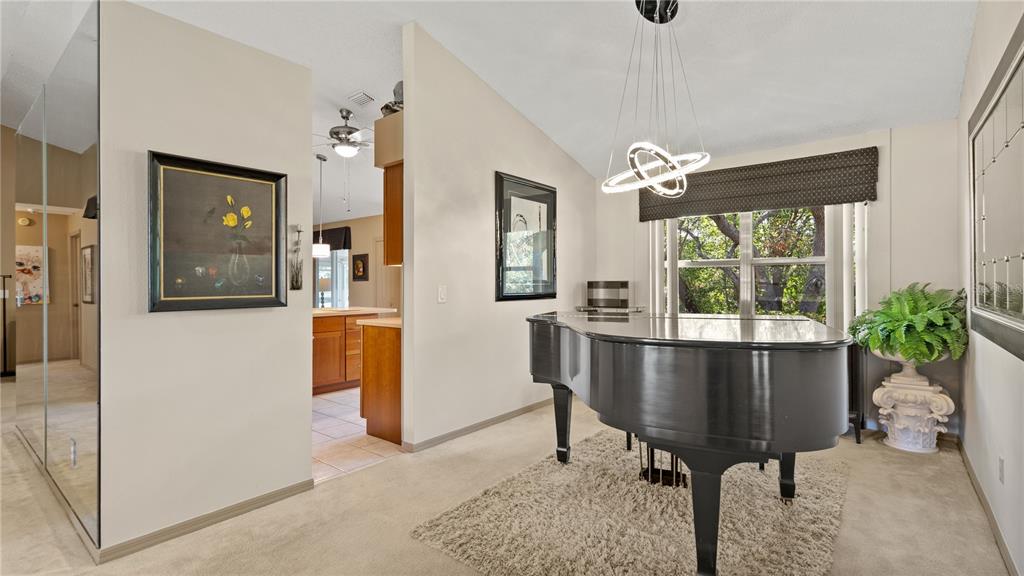 9072 WOODBREEZE BOULEVARD gallery image #14