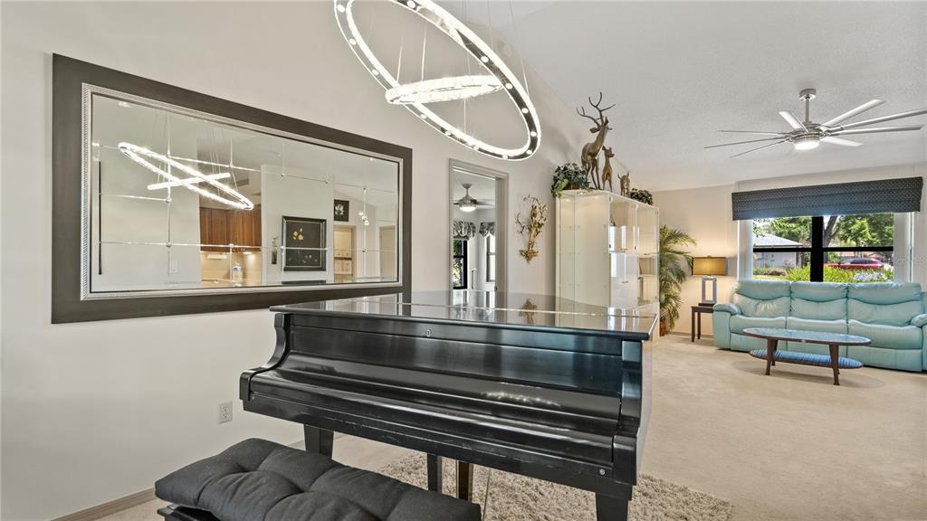 9072 WOODBREEZE BOULEVARD gallery image #15