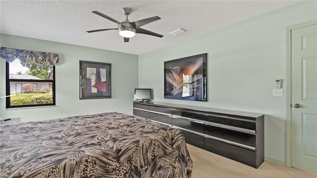 9072 WOODBREEZE BOULEVARD gallery image #32