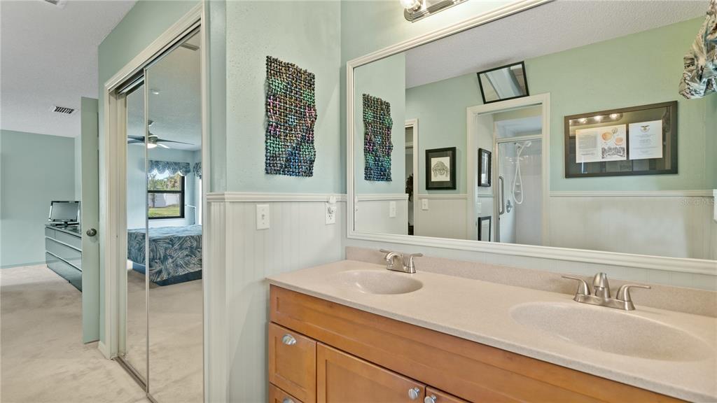9072 WOODBREEZE BOULEVARD gallery image #35
