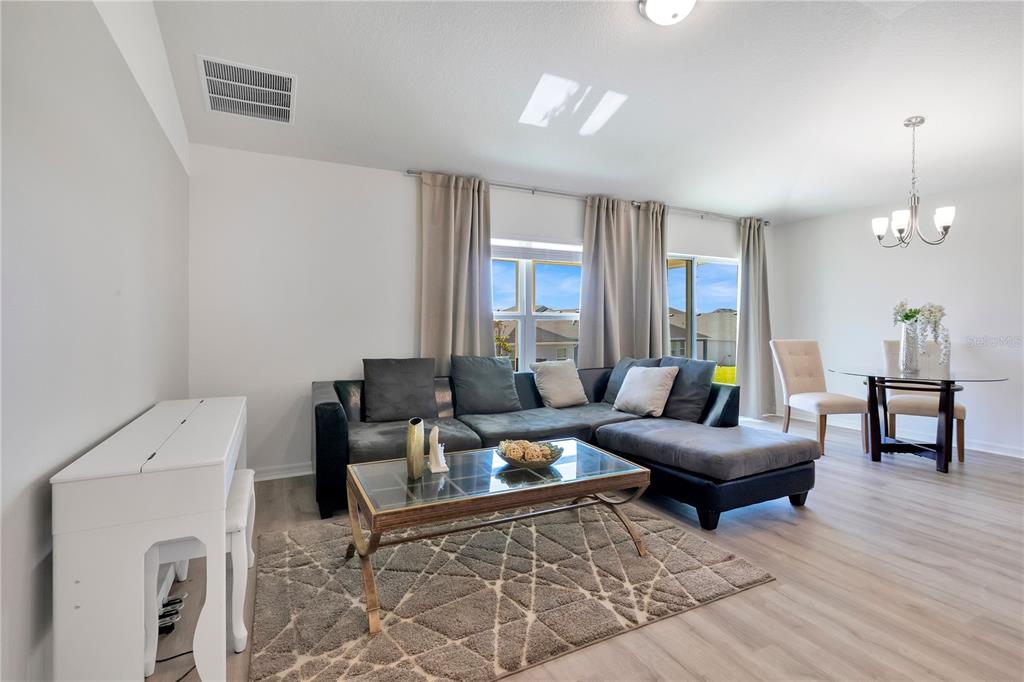 9231 WESTSIDE HILLS DRIVE gallery image #10