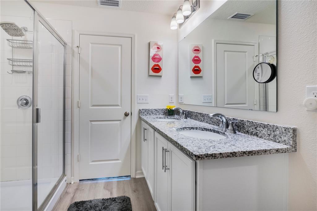 9231 WESTSIDE HILLS DRIVE gallery image #17
