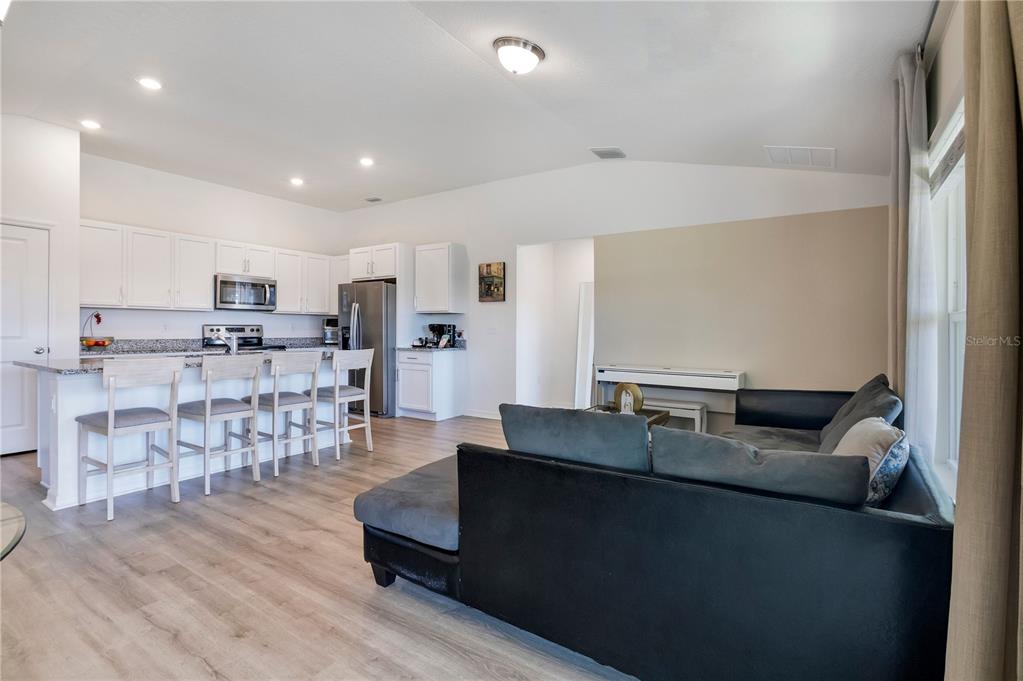 9231 WESTSIDE HILLS DRIVE gallery image #9