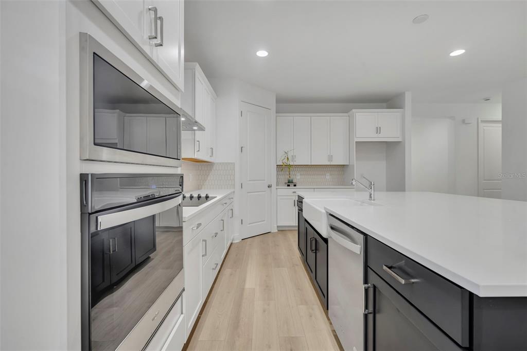 19268 ALLIUM PLACE gallery image #10