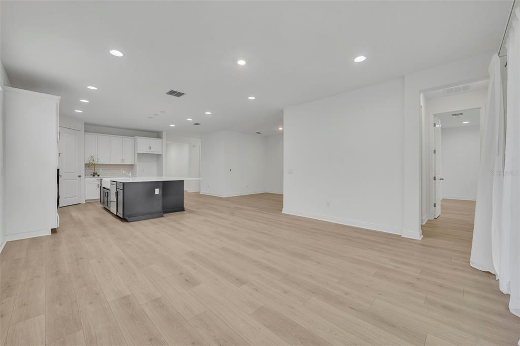 19268 ALLIUM PLACE gallery image #21