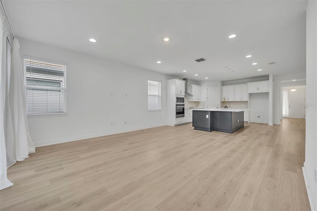 19268 ALLIUM PLACE gallery image #22