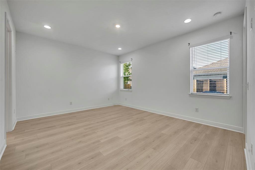 19268 ALLIUM PLACE gallery image #23
