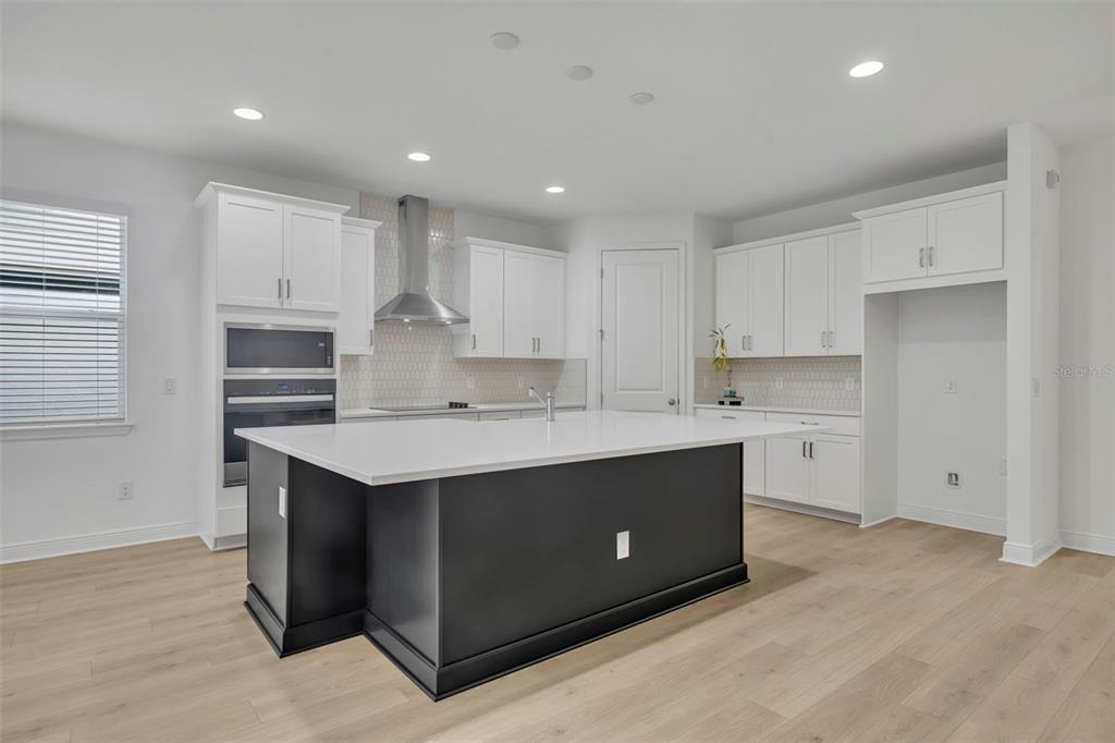 19268 ALLIUM PLACE gallery image #8