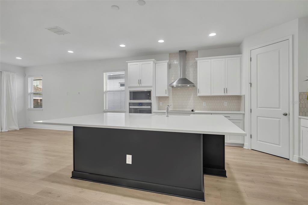 19268 ALLIUM PLACE gallery image #9
