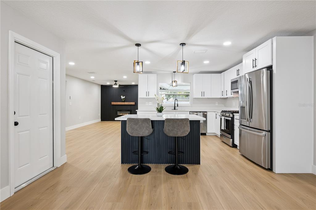 1438 TIERRA CIRCLE gallery image #10