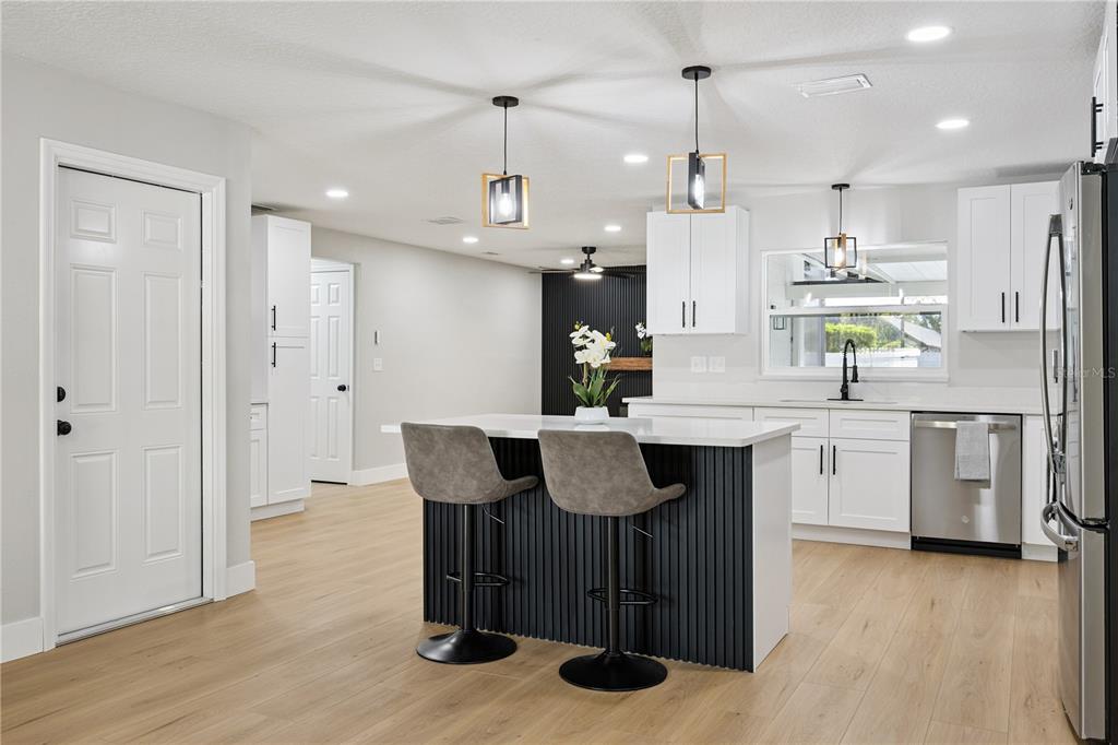 1438 TIERRA CIRCLE gallery image #11
