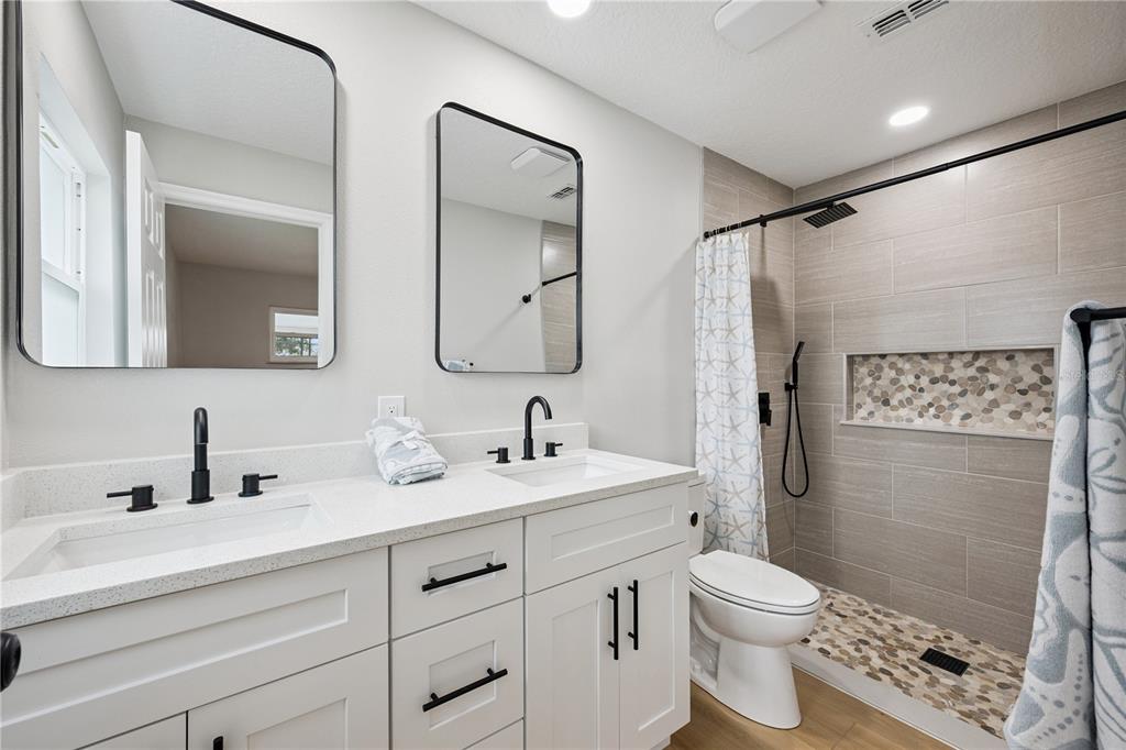 1438 TIERRA CIRCLE gallery image #23
