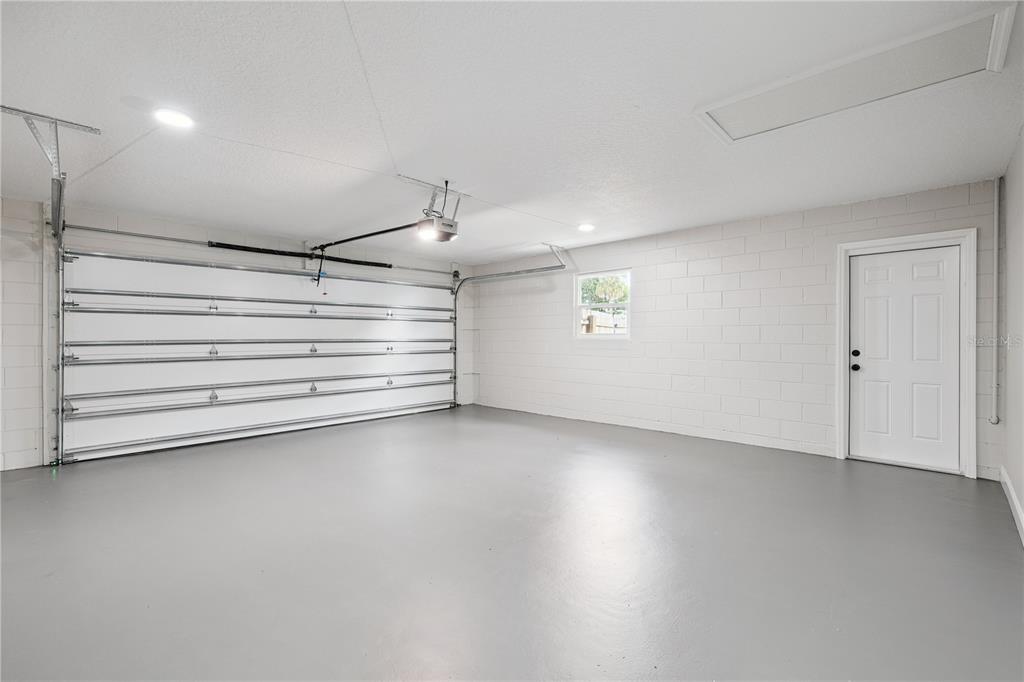 1438 TIERRA CIRCLE gallery image #36