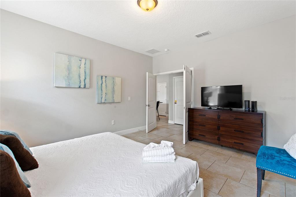 5368 OAKBOURNE AVENUE gallery image #18