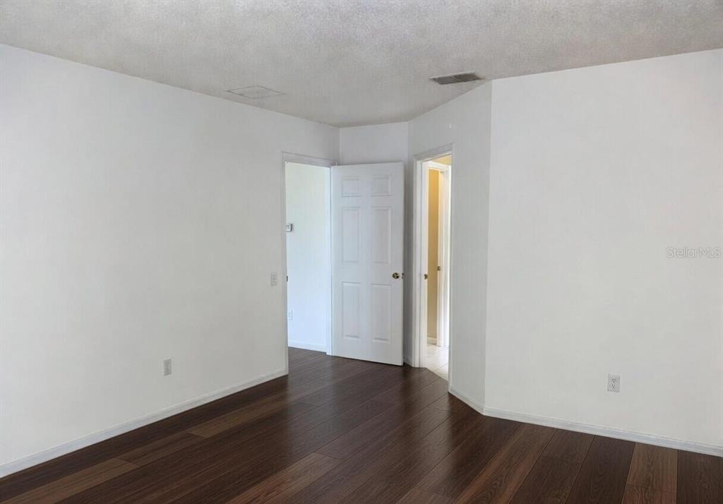 4219 OAKBERRY DRIVE gallery image #12