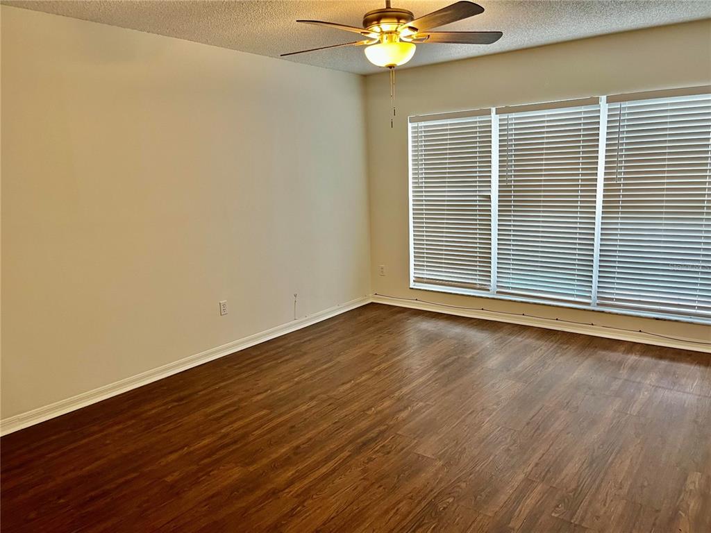 4219 OAKBERRY DRIVE gallery image #16