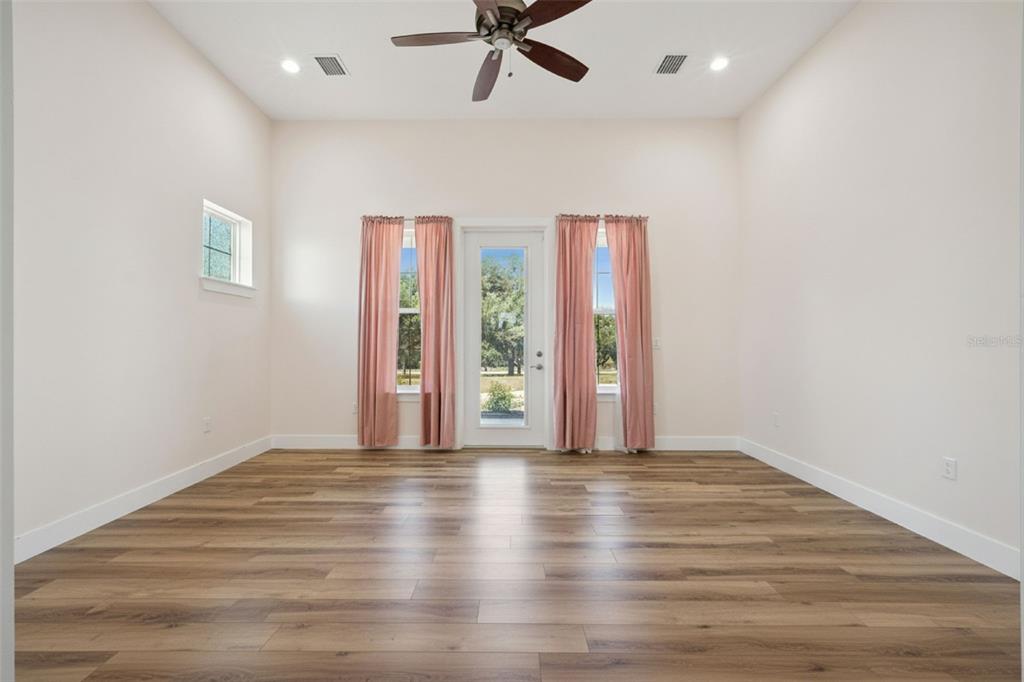 7956 LAKE NELLIE ROAD gallery image #30