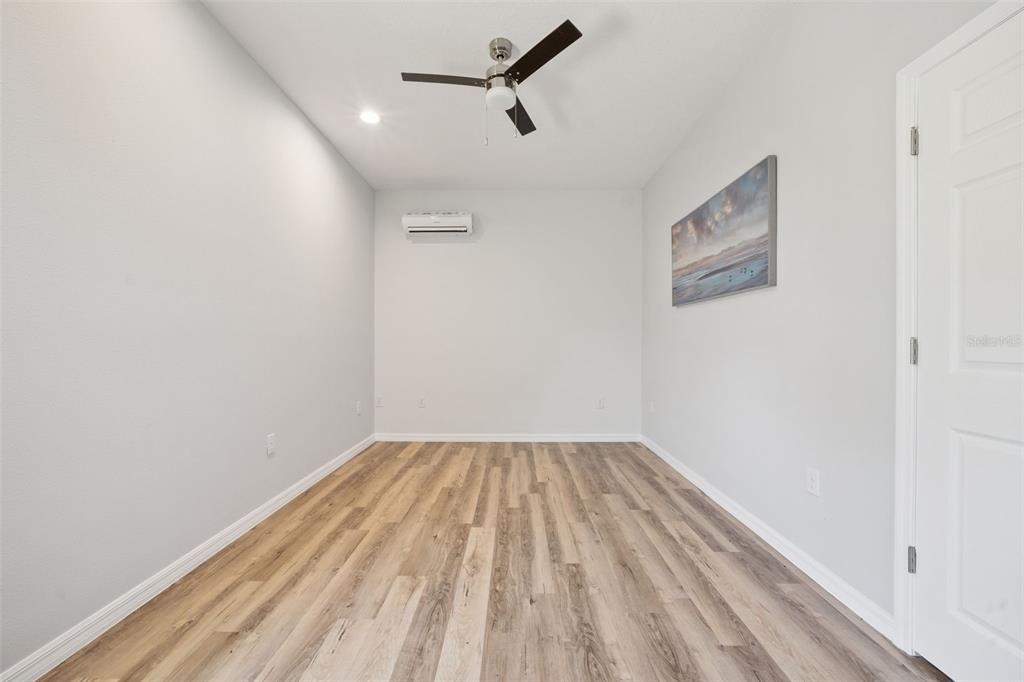 7956 LAKE NELLIE ROAD gallery image #47