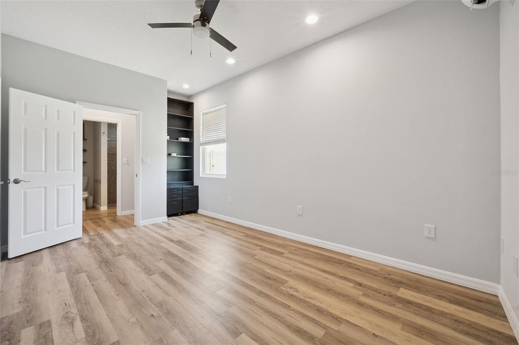 7956 LAKE NELLIE ROAD gallery image #49