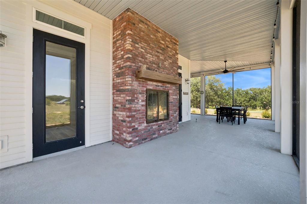7956 LAKE NELLIE ROAD gallery image #9