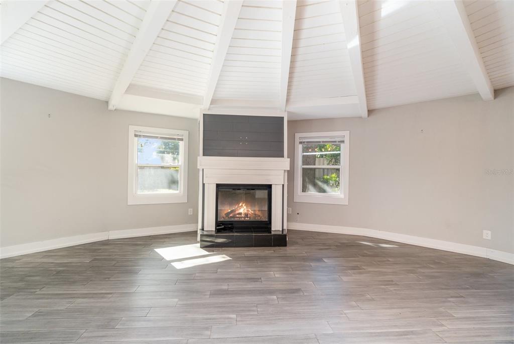 2746 HIBISCUS STREET