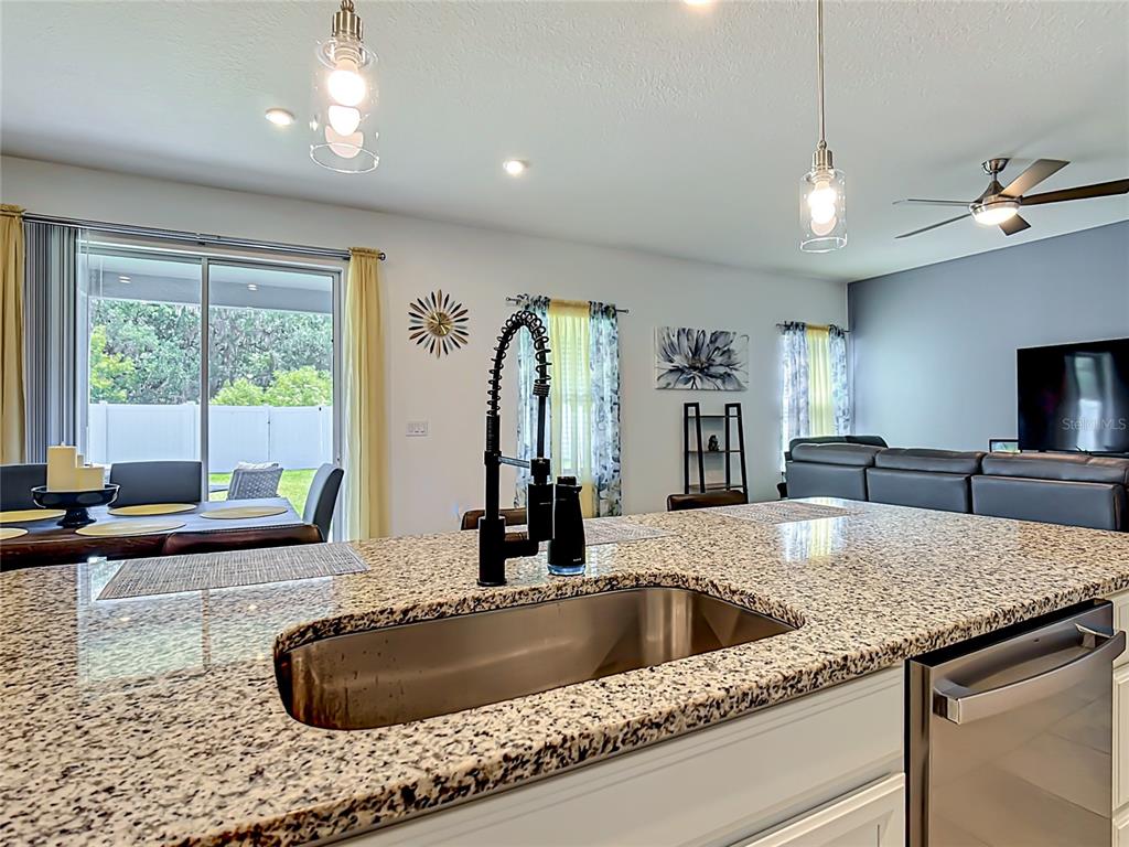 2940 SLOUGH CREEK DRIVE gallery image #4