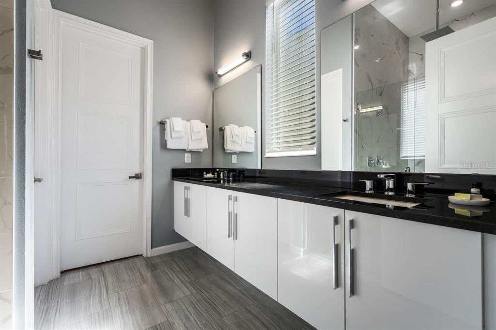 1758 OAK BLOSSOM DRIVE gallery image #13