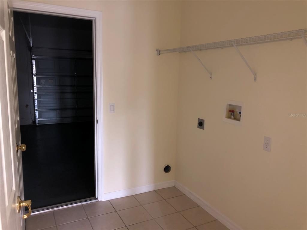 638 KENSINGTON DRIVE gallery image #20