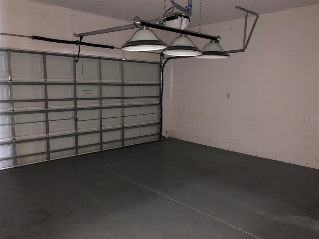 638 KENSINGTON DRIVE gallery image #21
