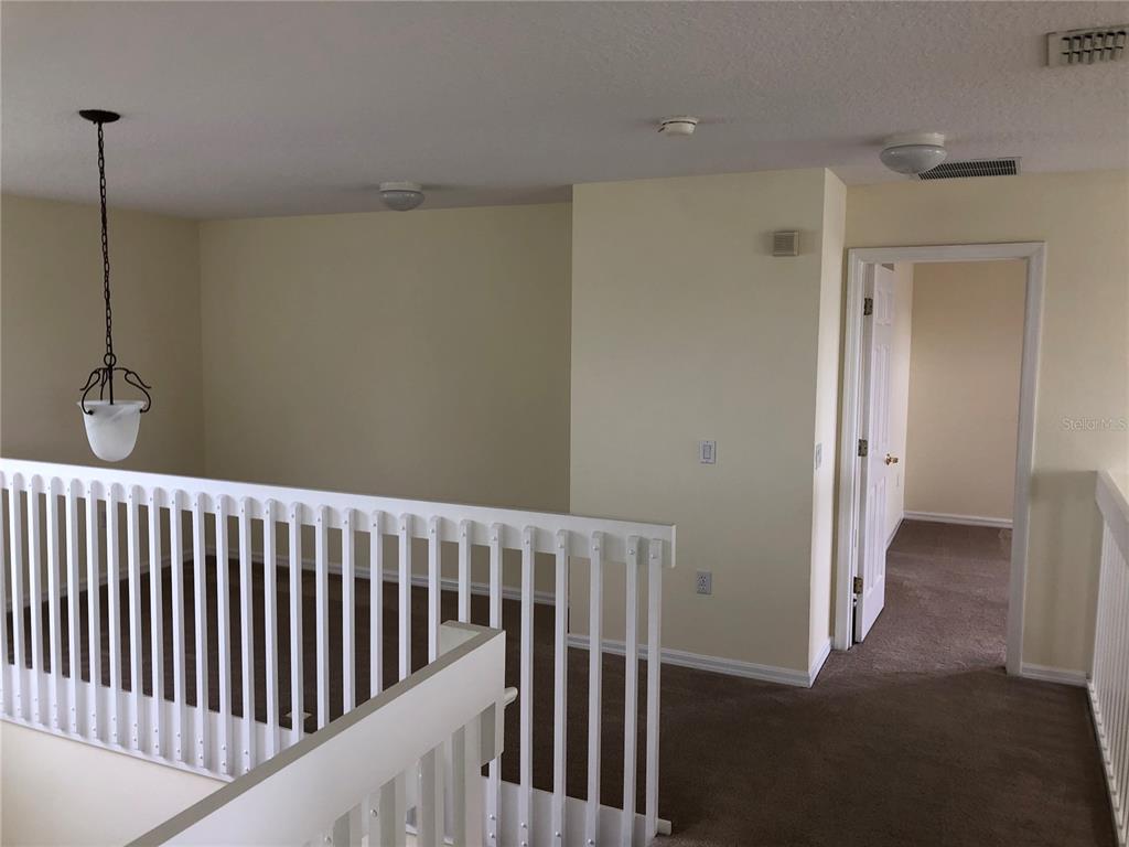 638 KENSINGTON DRIVE gallery image #36