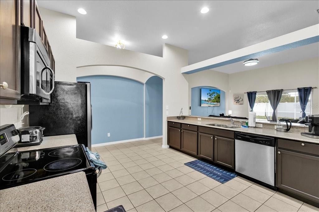 2590 SAND HILL POINT CIRCLE gallery image #37