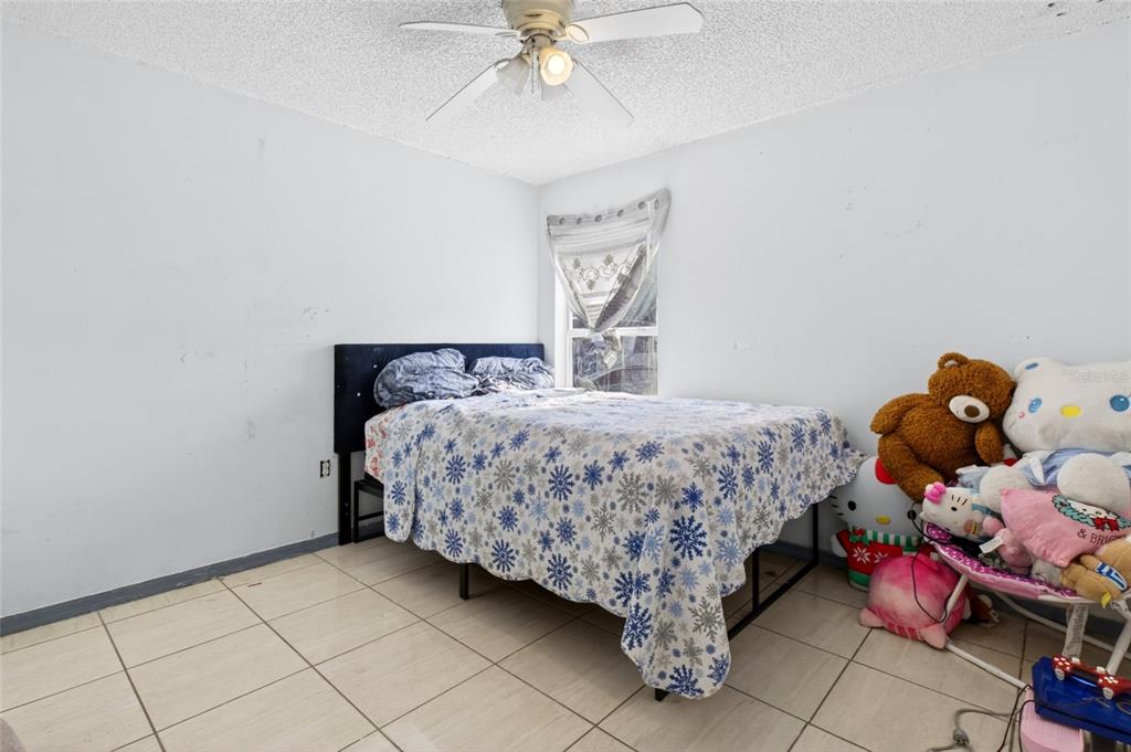 107 BIANCA COURT gallery image #20