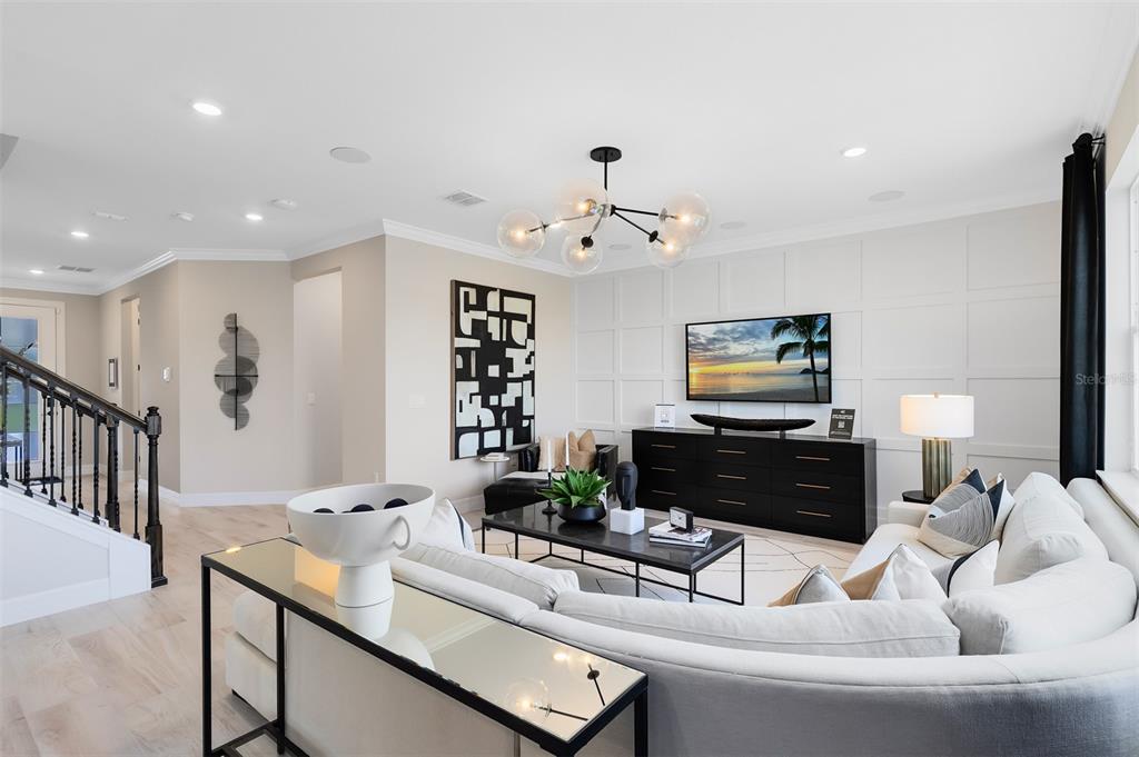 403 WINTER GROVE BOULEVARD gallery image #13