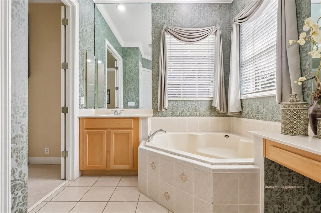 8525 BOWDEN WAY gallery image #37