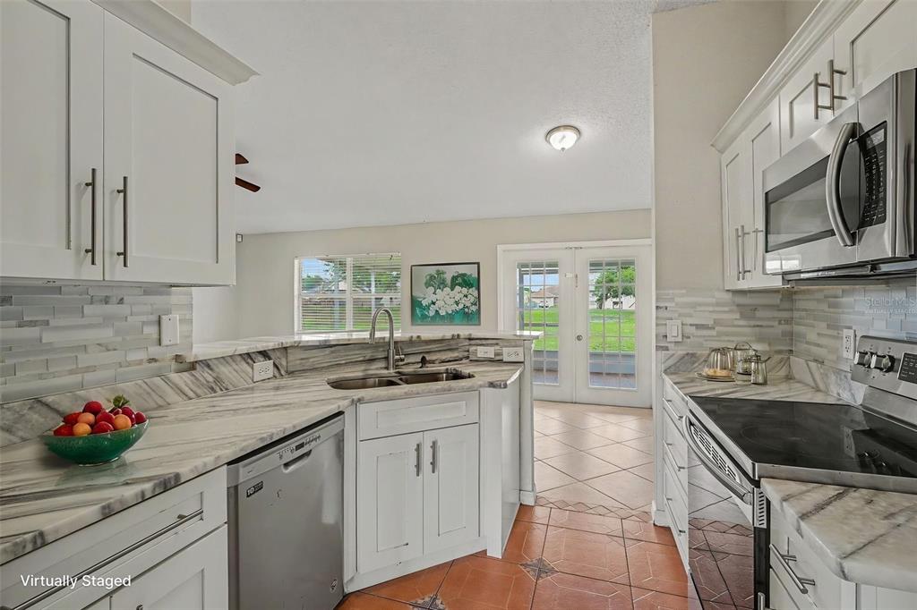 821 JARNAC DRIVE gallery image #10
