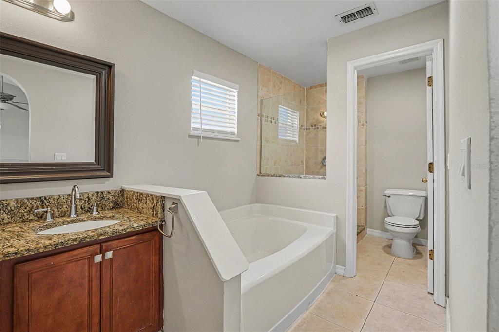 821 JARNAC DRIVE gallery image #15