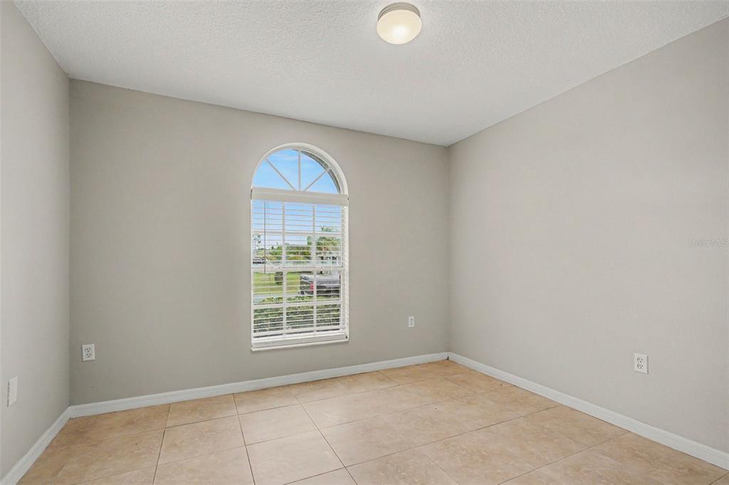 821 JARNAC DRIVE gallery image #17