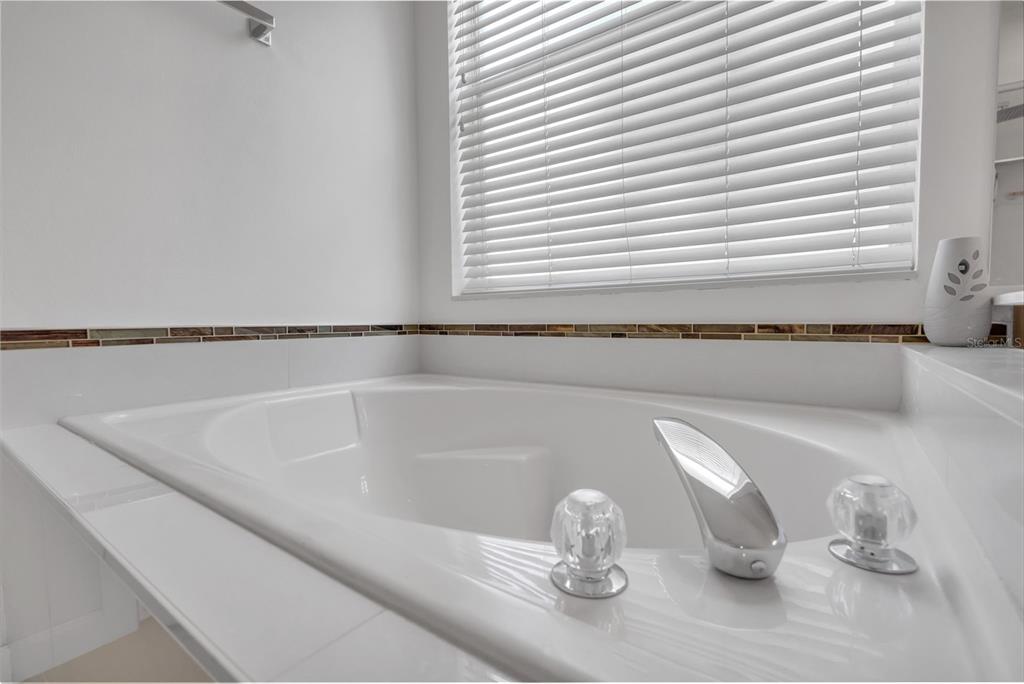 3278 HAWKS NEST DRIVE gallery image #17