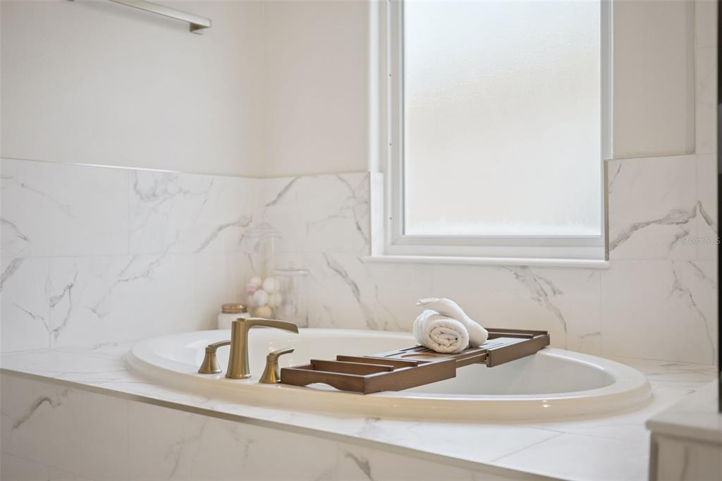 509 SPRING RIVER DRIVE gallery image #24