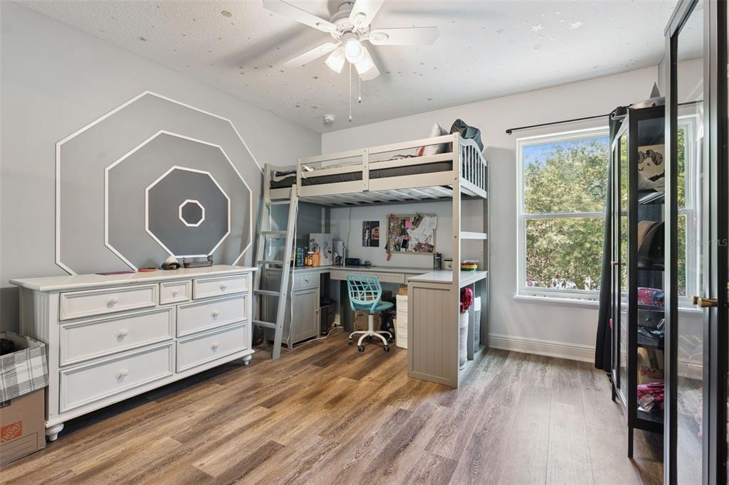 509 SPRING RIVER DRIVE gallery image #31