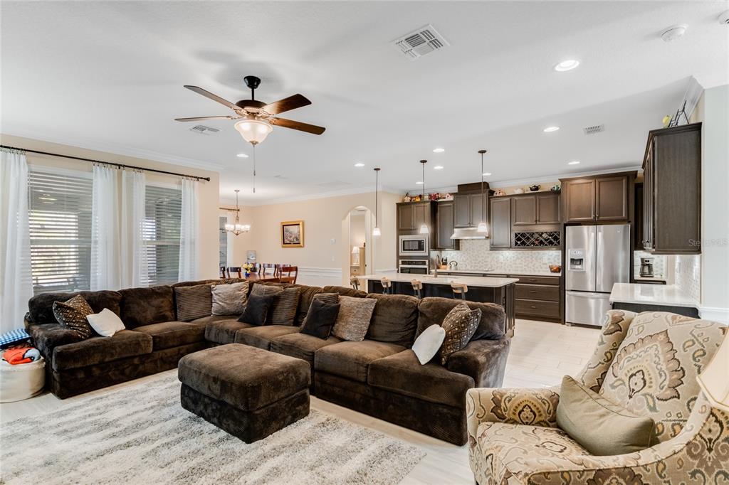 9827 BEACH PORT DRIVE gallery image #14