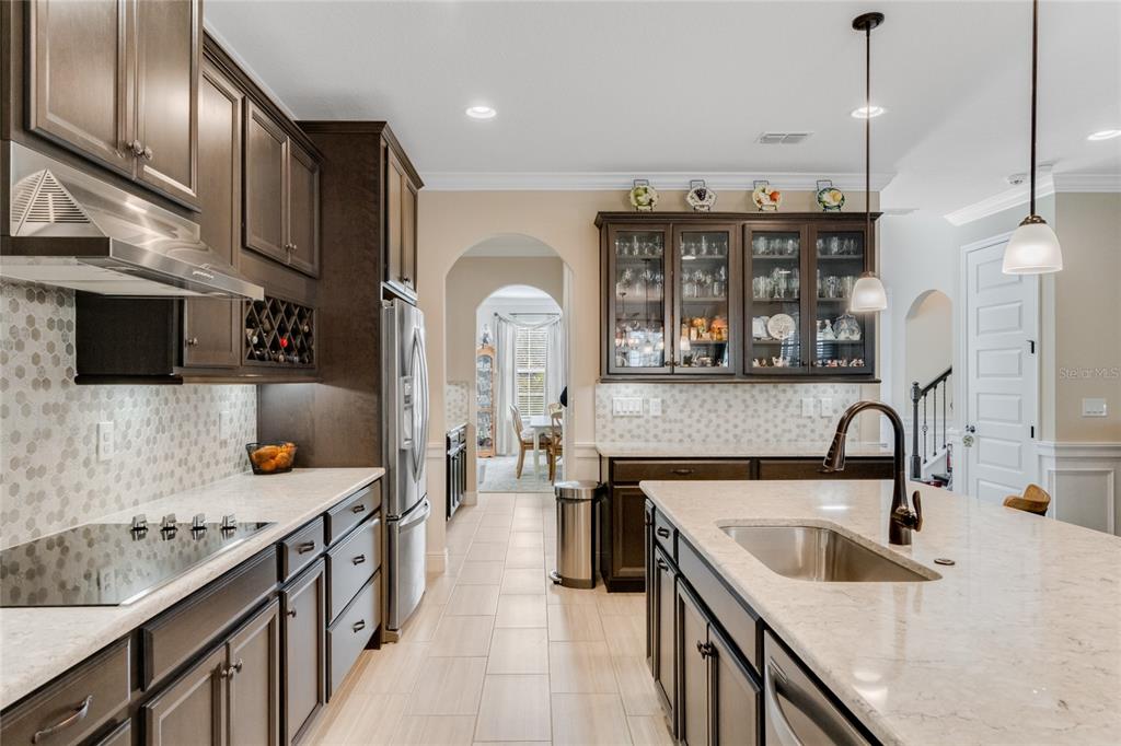 9827 BEACH PORT DRIVE gallery image #16