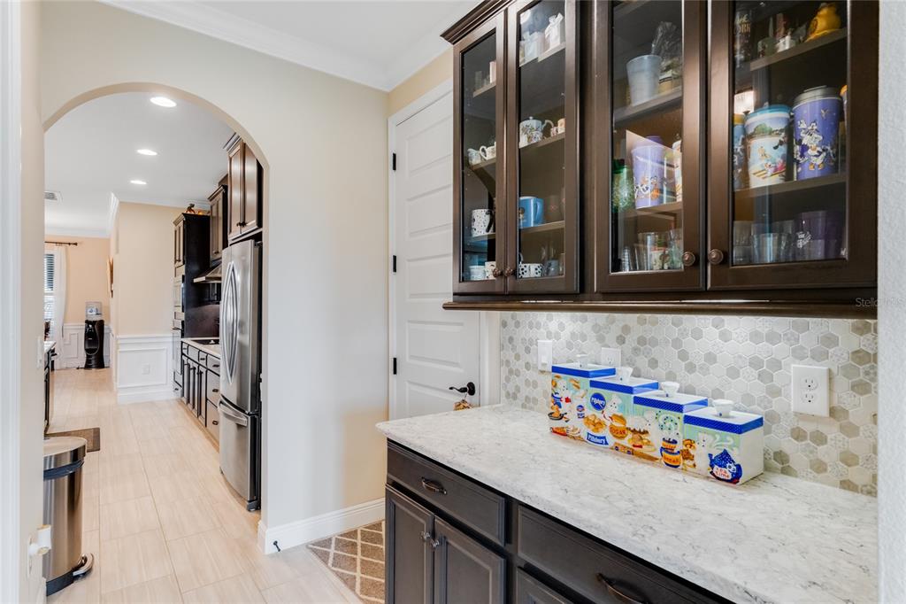 9827 BEACH PORT DRIVE gallery image #17