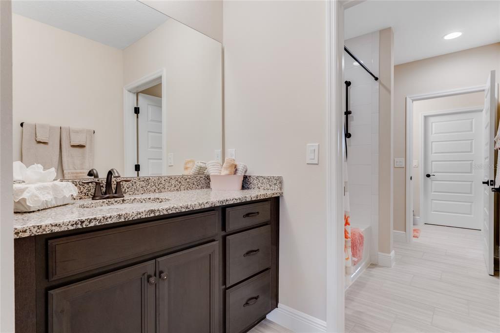 9827 BEACH PORT DRIVE gallery image #28