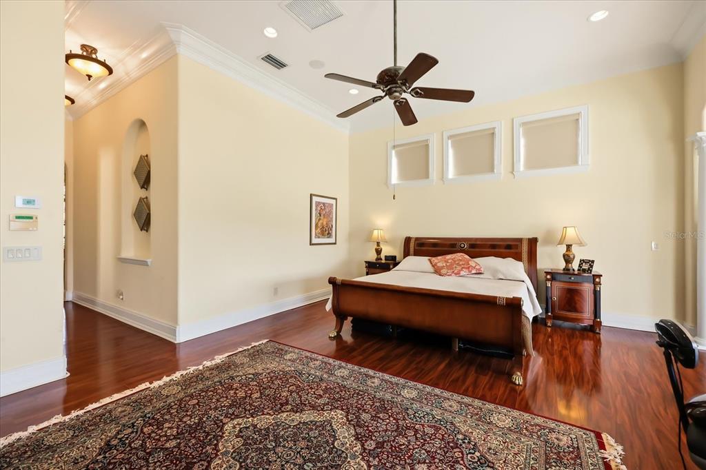 1136 LAKE WHITNEY DRIVE gallery image #32